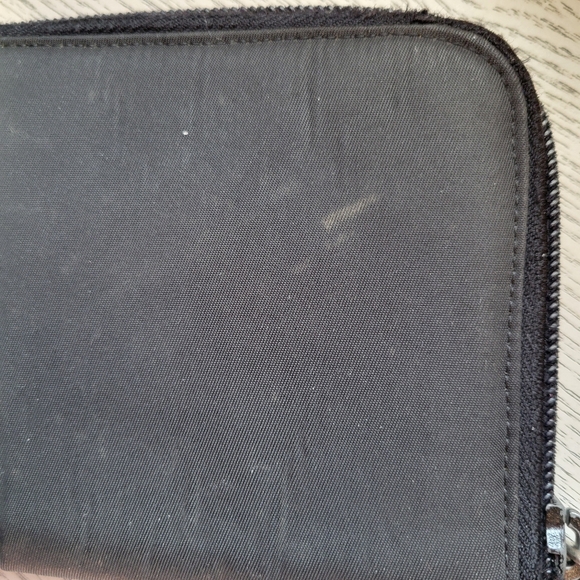 Authentic Prada Tessuto Nylon Zip Wallet - Picture 8 of 16